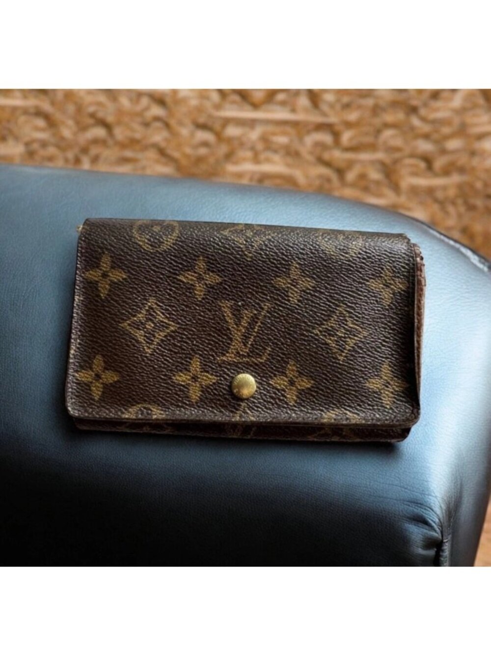 LOUIS VUITTON Porte Monnaie Tresor Monogram Wallet